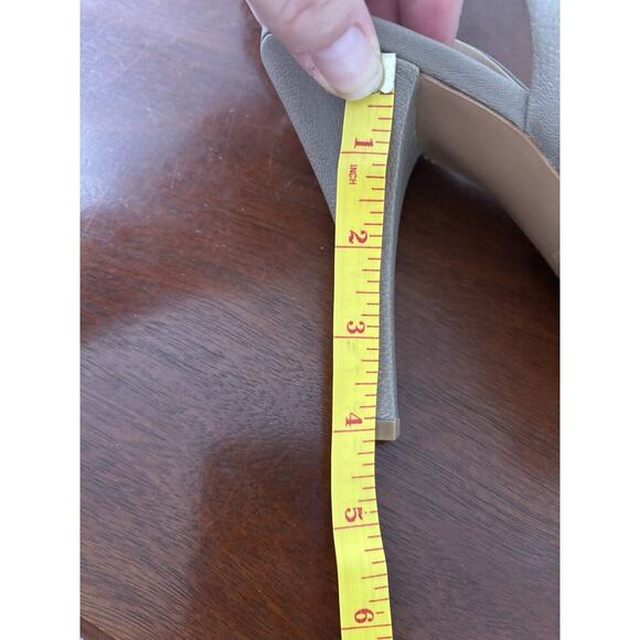 Joan & David Mimo Women's Light Natural Size 10 Slingback High Heel Shoes - Picture 11 of 11